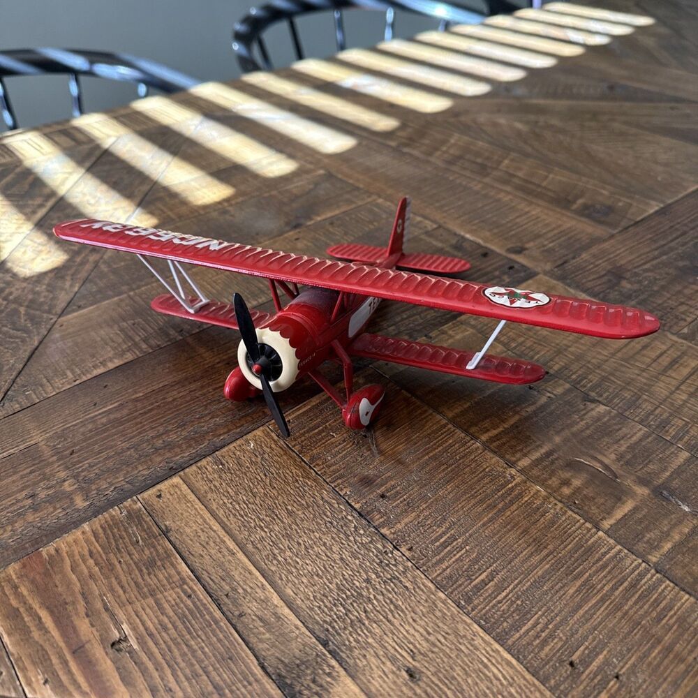 Texaco Wings of Texaco #14 NC563Y Red Biplane Die-Cast Airplane ERTL